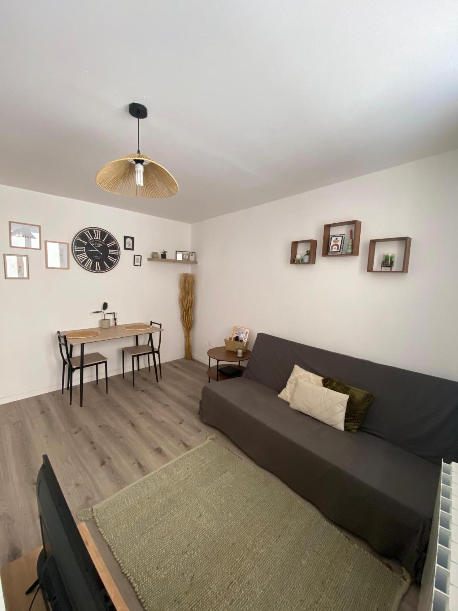 Appartement Proche Cnpe Et Pipa Saint-Denis-en-Bugey Bagian luar foto